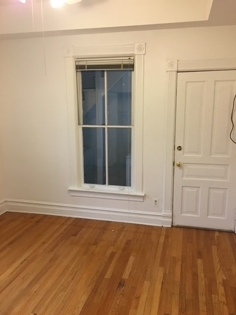 Building Photo - 3018 N Racine Ave