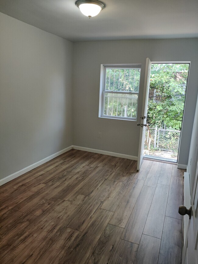 Foto del edificio - 2430 S Frazier St