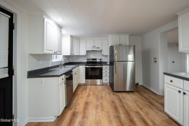 Foto del edificio - 37 Undine St