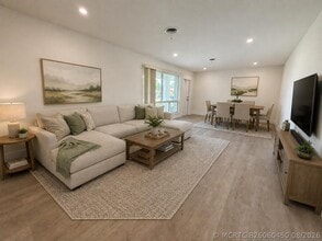 Building Photo - 2020 NE 56th Ct