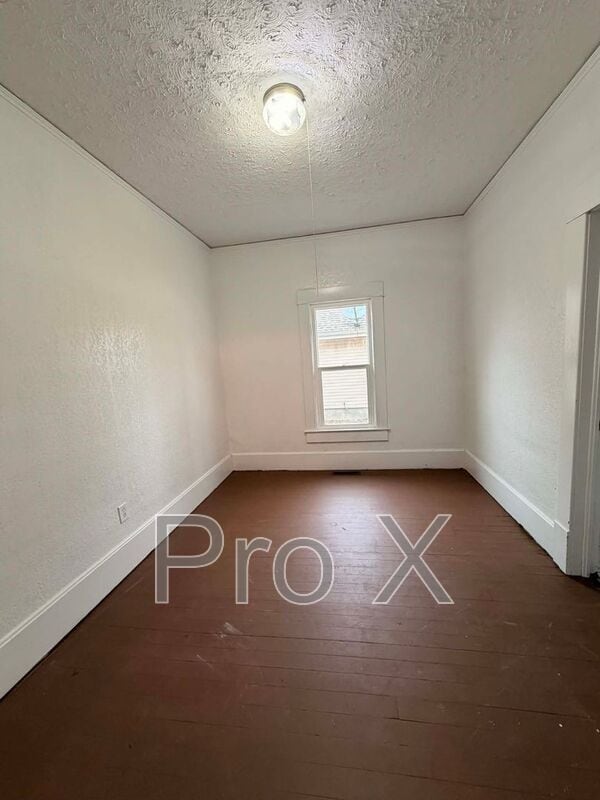 Foto del edificio - 1727 S Empire Ave