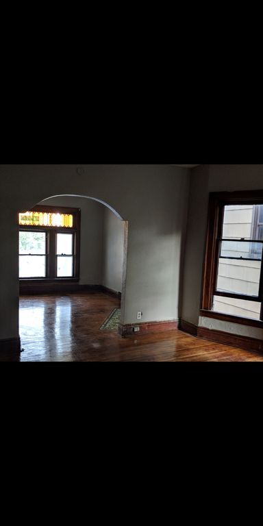 Primary Photo - 27 Colton Ave