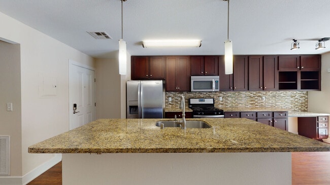 Interior Photo - 27 Seventy Five Mesa Verde