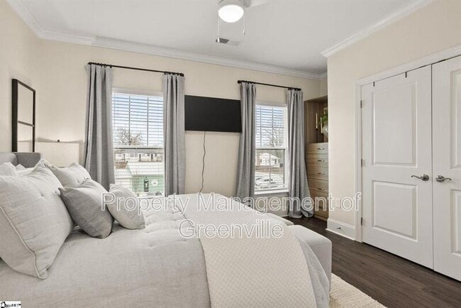 Photo - 1505 E North St Townhome