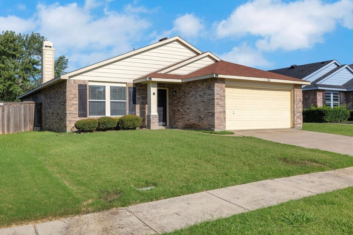 Foto principal - Charming 3BR House for Lease in Little Elm