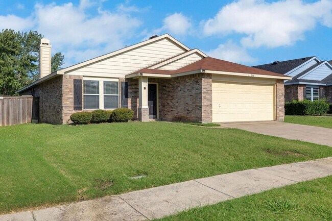 Charming 3BR House for Lease in Little Elm - Charming 3BR House for Lease in Little Elm