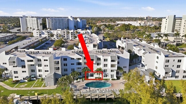 Building Photo - 2860 NE 14th Street Causeway