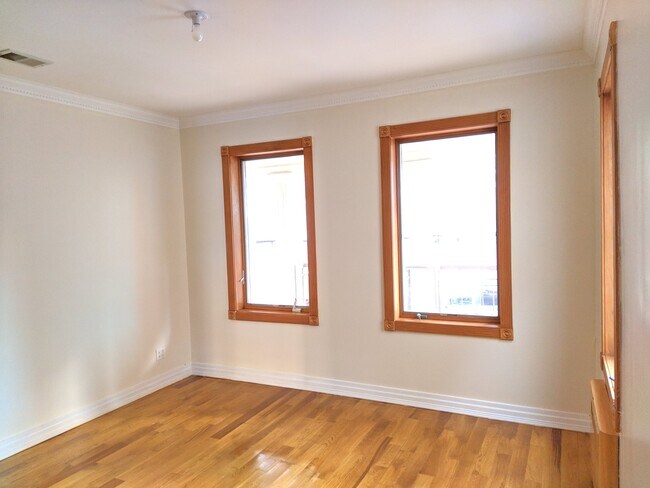 Master King Bedroom - 183 72nd St