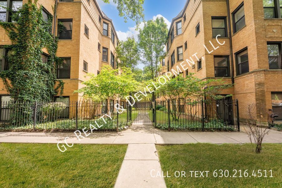 Foto principal - 7635 N Greenview Ave