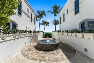 Building Photo - 5959 Collins Ave