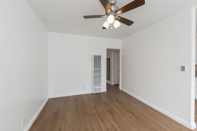 Building Photo - This unit is rented