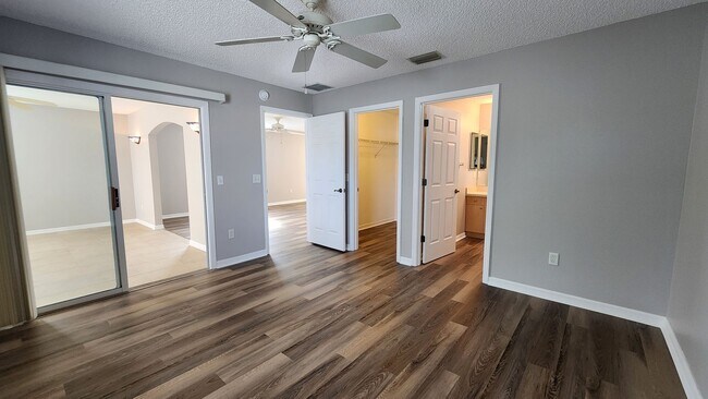 Building Photo - 2095 Burroughs Rd