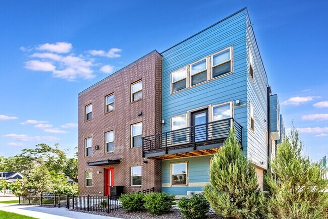 Foto del edificio - 1200 W 11th Ave