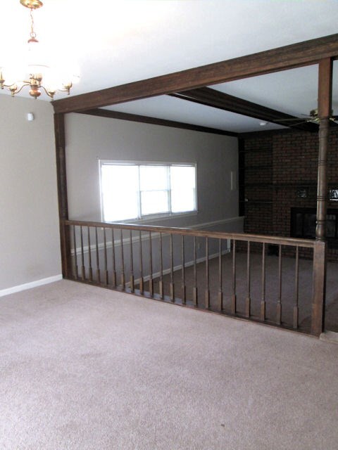 Foto del edificio - 2713 Whispering Pines Rd