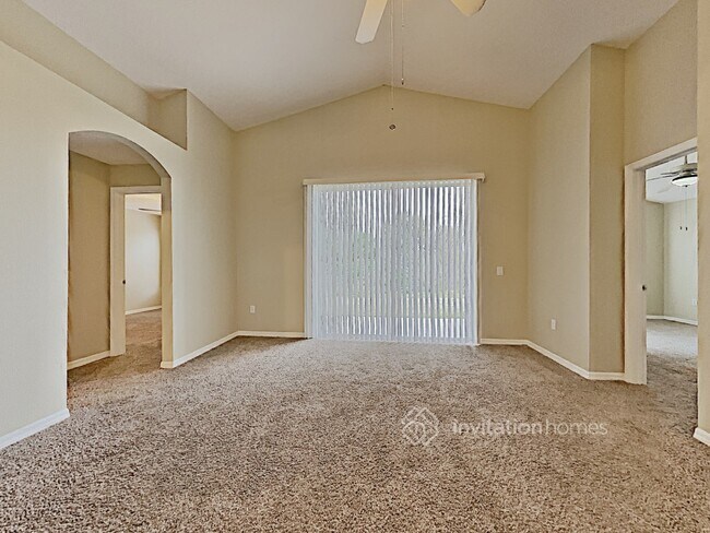 Building Photo - 12604 Kings Lake Dr
