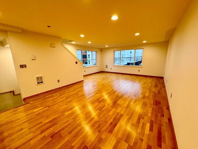 Foto del edificio - 1222 E Fir St