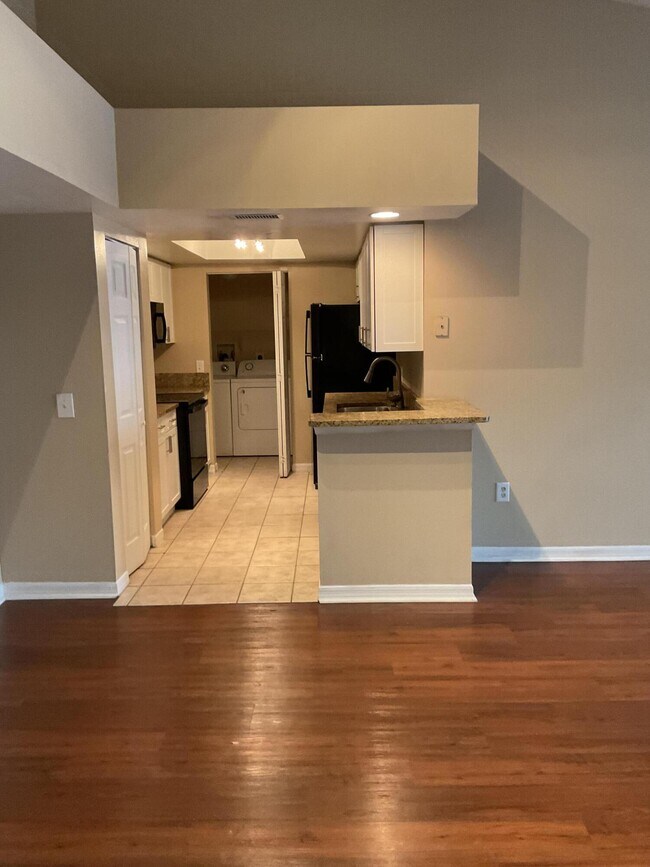 Foto del edificio - 4167 N Haverhill Rd