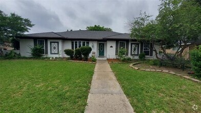 Building Photo - 508 Birch Ln