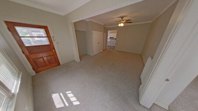 Foto del edificio - "1-Bedroom Retreat in the Heart of Mt Clemens – 650 Sq. Ft. of Cozy Living!"