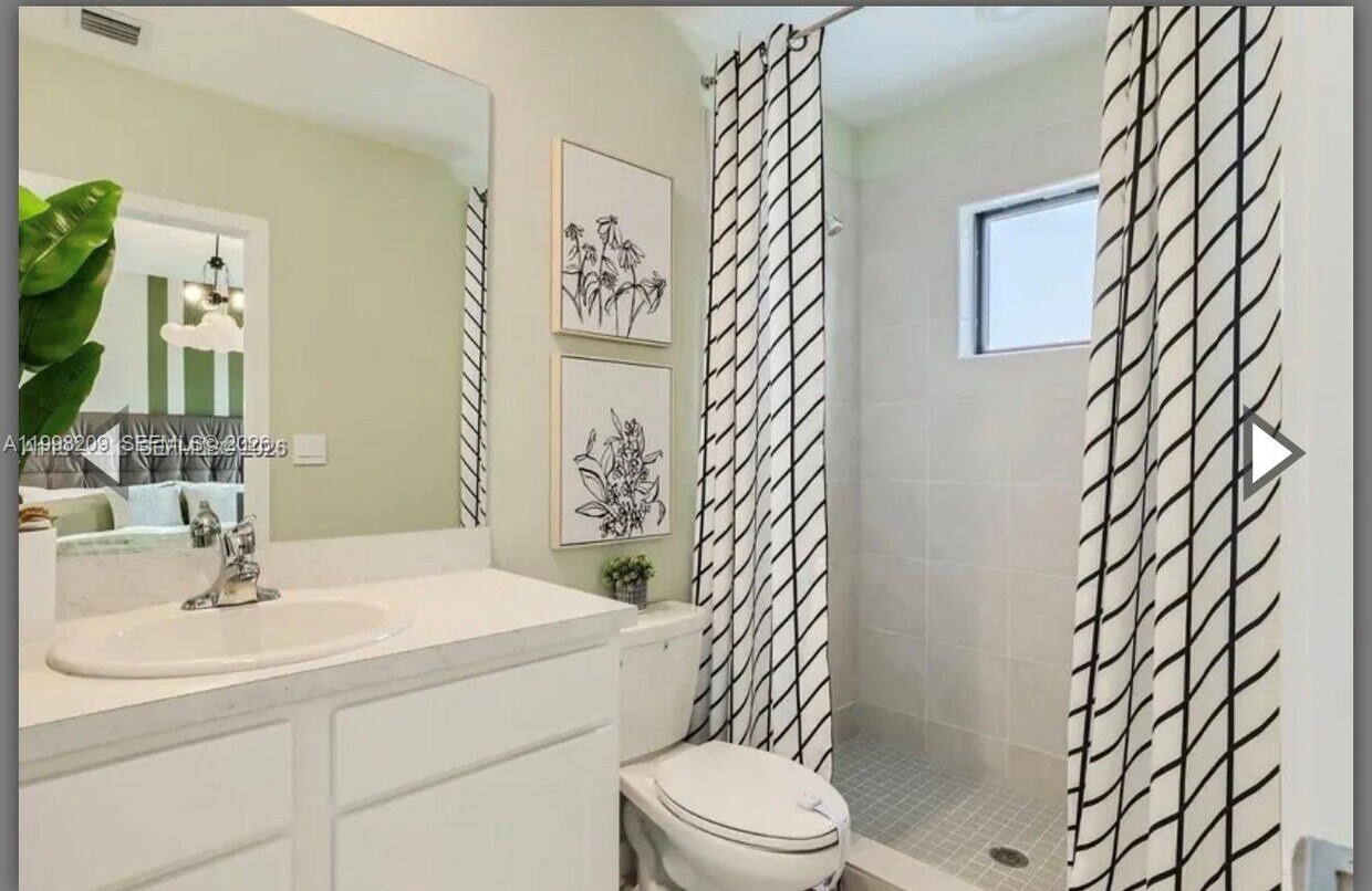 Foto del edificio - 445 NE 1st St