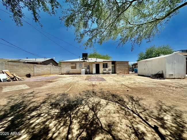 Building Photo - 4832 S 37th Ave