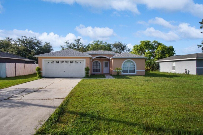 Building Photo - 469 Dove Dr
