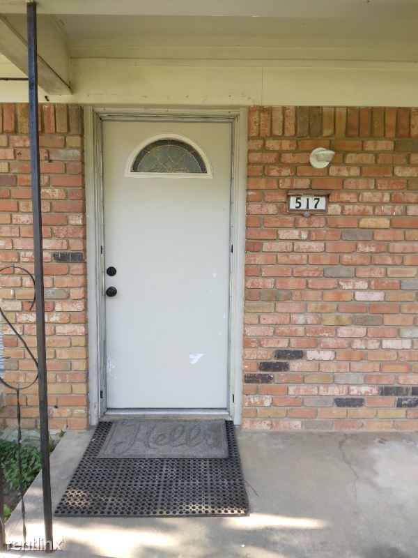 Primary Photo - 2 br, 1 bath Townhome - 517 FAIRWAY