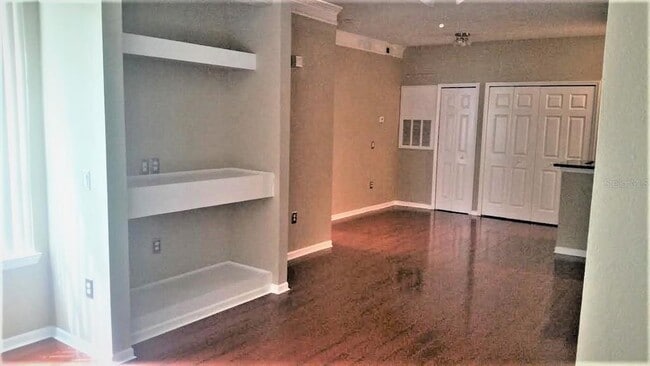 Building Photo - 13015 Plantation Park Cir