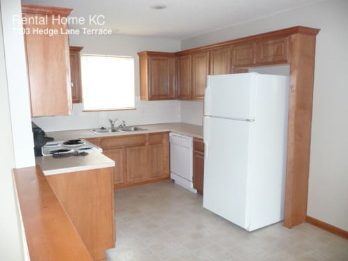 Building Photo - 7303 Hedge Lane Ter
