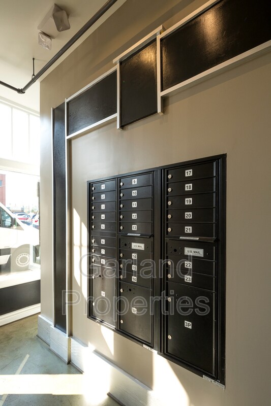 Foto del edificio - 425 Campbell Ave