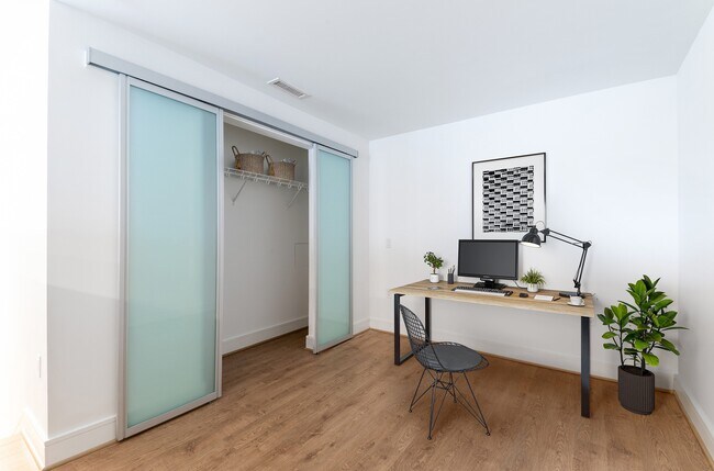 Foto del edificio - The Lofts at Park Crest