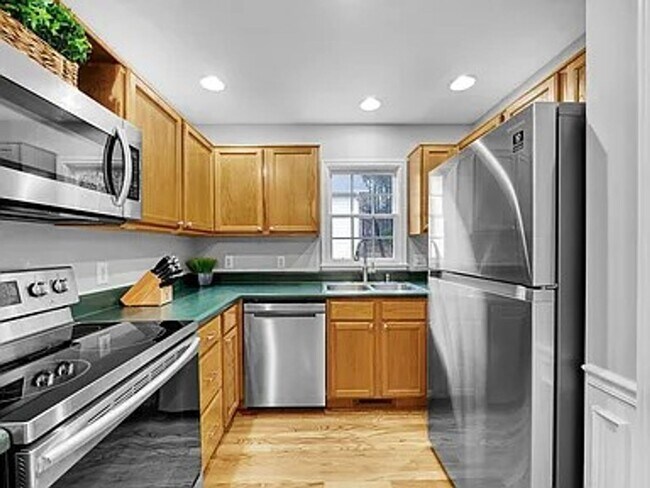 Building Photo - ***Great Wake Forest Ranch***