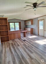 Building Photo - 8390 Countryside Dr