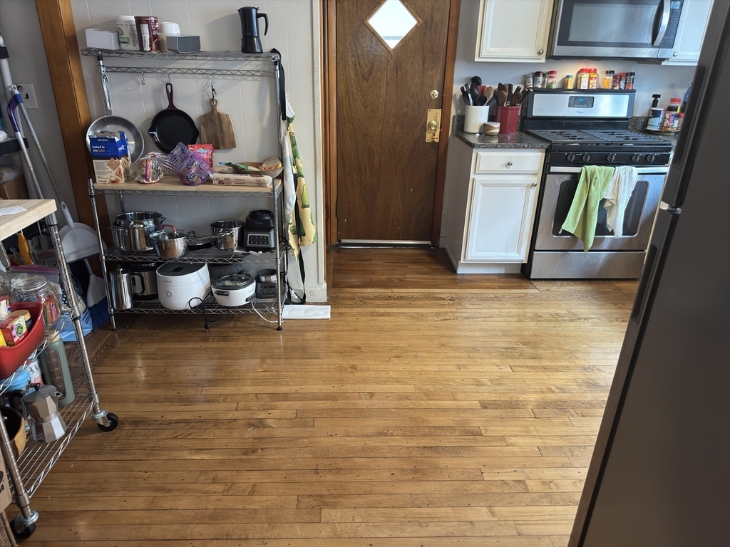 Foto principal - 73 Lowell St