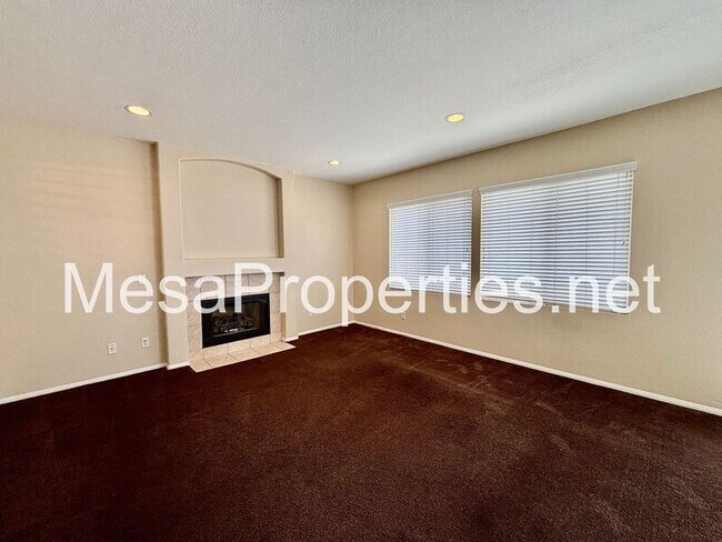 Foto del edificio - 13535 Silversand St