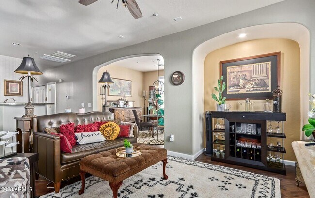 Building Photo - 1967 E Frye Rd