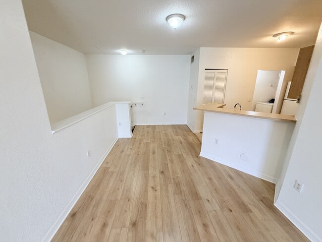 Photo - 1302 Belmont Ln Townhome