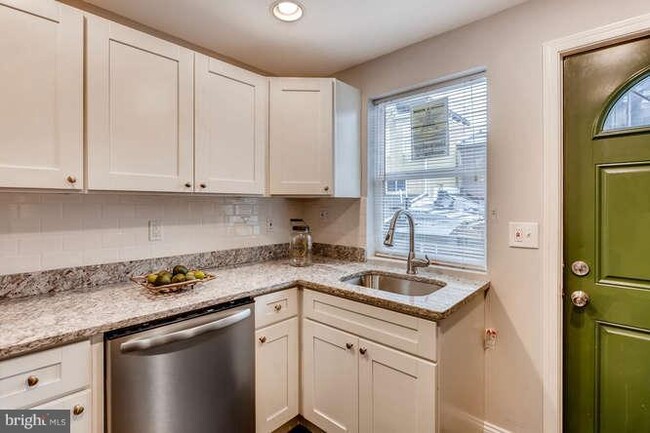Foto del edificio - 516 S Duncan St