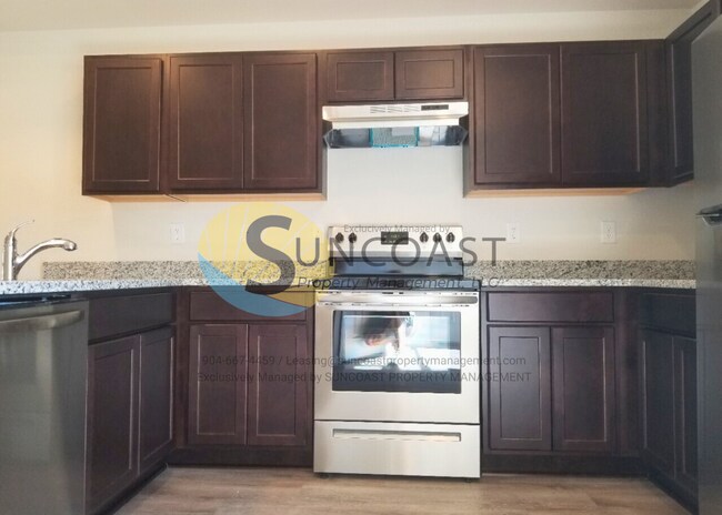 Building Photo - Gorgeous BRAND NEW 4BR/2BA Duplex Unit!