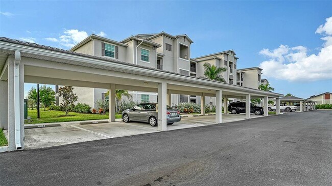 Foto del edificio - 12140 Wellen Golf St