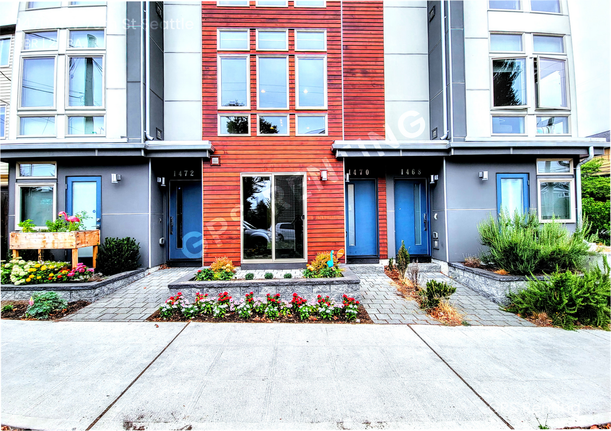 Foto principal - Ballard 3bd Townhome- Rooftop Deck w/ stun...