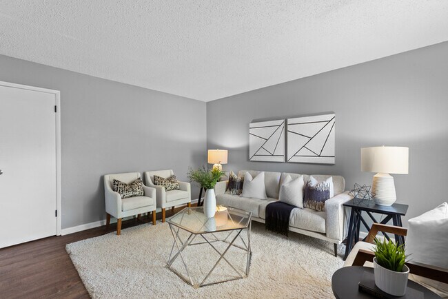 Building Photo - 12854 Fox Haven Dr