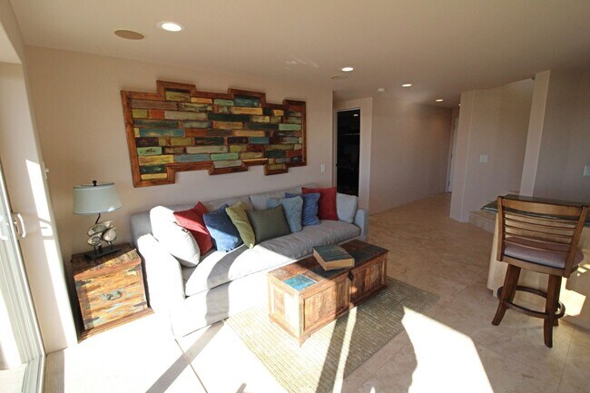 Building Photo - Hollywood Beach | Oceanfront | 4 Bedroom +...