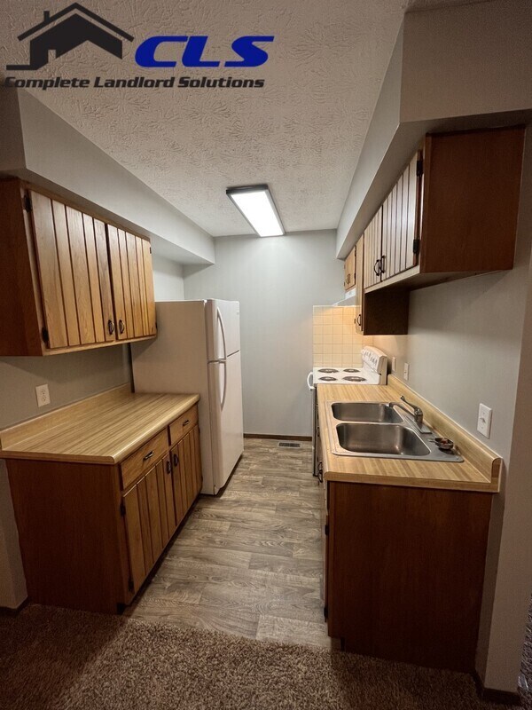 Building Photo - 4275 S Kian St