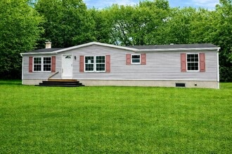 Building Photo - 1225 Sleepy Hollow Rd