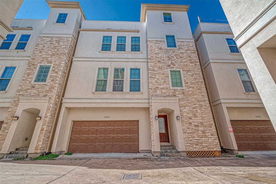 Photo - 5226 Kiam Street Unit 1002