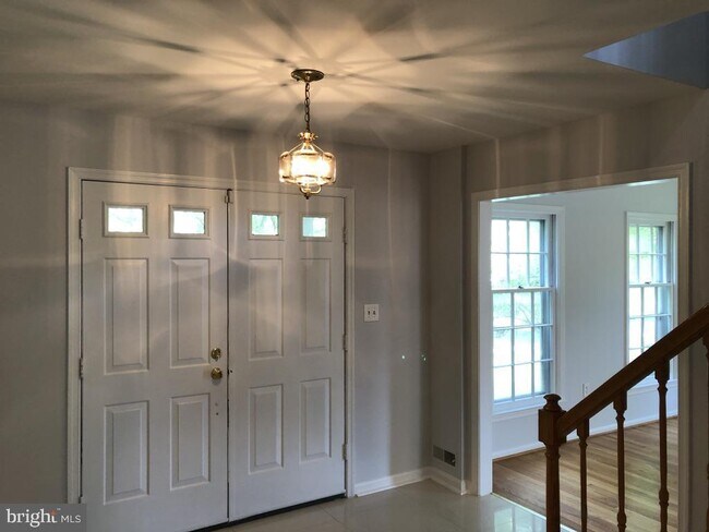 Foto del edificio - 991 Farm Haven Dr