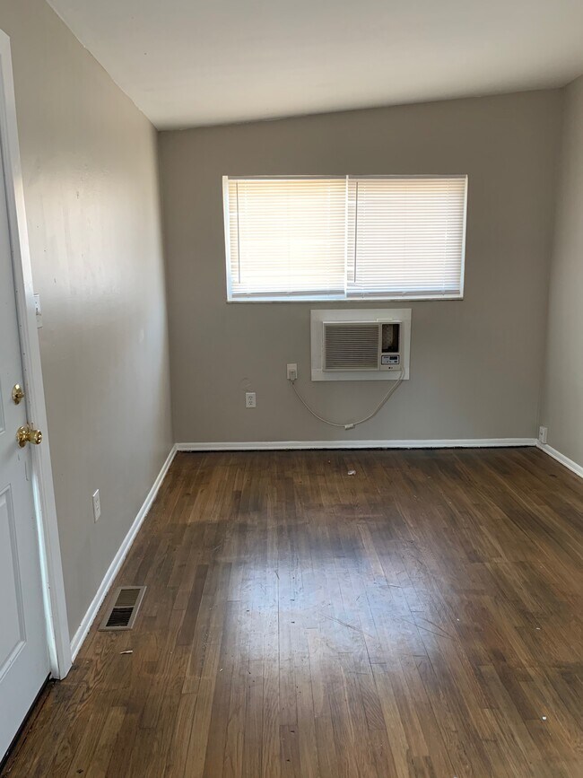 Building Photo - 3613 Marine Ave