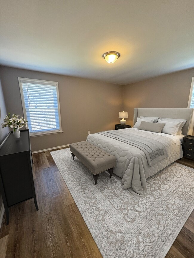 Building Photo - Colonial Court Apartments