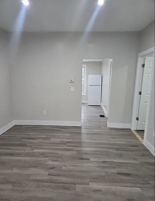 Building Photo - 159 Lincoln St